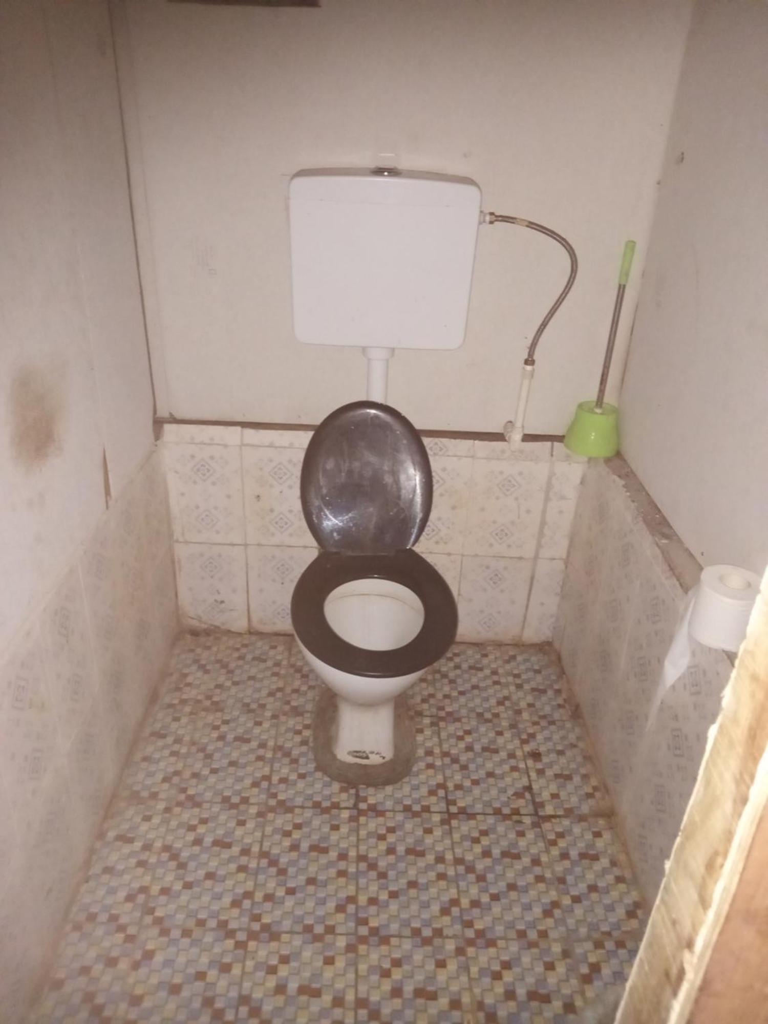 Lusis Homestay لوتوكا المظهر الخارجي الصورة